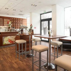 Rilano 24I7 Hotel München гостиничный бар