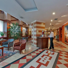 Aziyade Hotel гостиничный бар