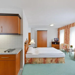 Отель Artis Suite Hotel Германия, Дрезден - отзывы, цены и фото номеров - забронировать отель Artis Suite Hotel онлайн в номере фото 2