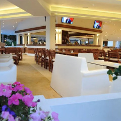 Отель Adams Beach интерьер отеля