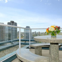 Отель GEC Granville Suites Downtown бассейн