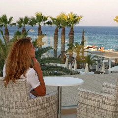 Отель Vrissiana Beach Hotel Кипр, Протарас - 1 отзыв об отеле, цены и фото номеров - забронировать отель Vrissiana Beach Hotel онлайн питание фото 2