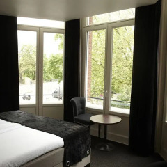 Hotel Piet Hein комната для гостей