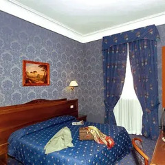 Montecarlo Hotel сейф в номере