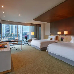 Four Seasons Hotel Tokyo at Marunouchi 5* Улучшенный номер с различными типами кроватей фото 3