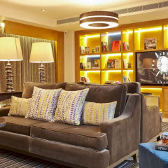K West Hotel & Spa вестибюль отеля фото 2