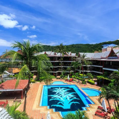 Отель The Residence Kalim Bay бассейн