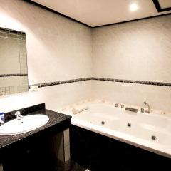 Отель Angus O'Tool's Irish Pub Guesthouse ванная
