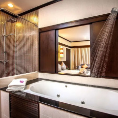 Отель Horizon Patong Beach Resort & Spa глубокая ванна