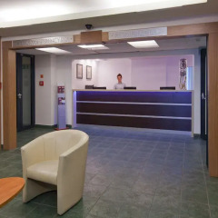 Start Hotel Aramis лобби