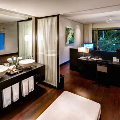 Отель Twinpalms Phuket 5* Номер Grand deluxe palm с различными типами кроватей фото 7