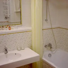 Отель Registan Plaza (Ex. President Hotel) Узбекистан, Самарканд - отзывы, цены и фото номеров - забронировать отель Registan Plaza (Ex. President Hotel) онлайн ванная фото 2