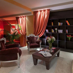Отель c-hotels Fiume вестибюль