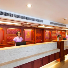 Andaman Beach Suites Hotel ресепшен