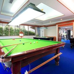 Andaman Beach Suites Hotel бильярд фото 2