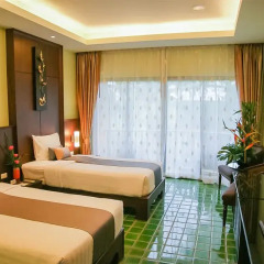 Отель Duangjitt Resort, Phuket 5* Улучшенный номер