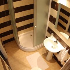 Primo Hotel in Riga, Latvia from 54$, photos, reviews - zenhotels.com bathroom photo 2