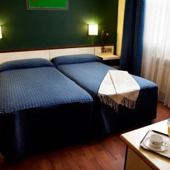 Acta Florida in Andorra la Vella, Andorra from 116$, photos, reviews - zenhotels.com guestroom