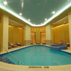 Отель Embassy Suites Mexico City Reforma Мехико бассейн