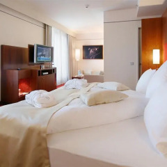 Отель Melia Berlin 5* Полулюкс