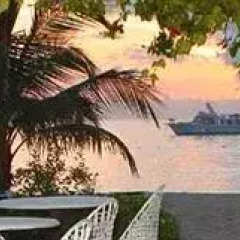Отель Beach House Villas пляж