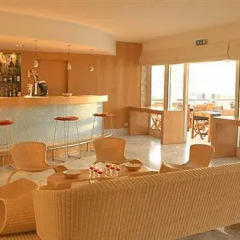 Апартаменты Touristic Apartments Marina Club Ii гостиничный бар