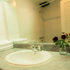 Отель Sansabai Pearl Resortel ванная