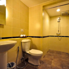 Phuket Airport Hotel ванная