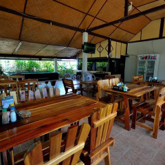 Phuket Airport Hotel гостиничный бар