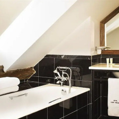Отель Hôtel Saint Vincent ванная
