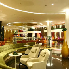 Hotel Splendid Conference and Spa Resort вестибюль отеля