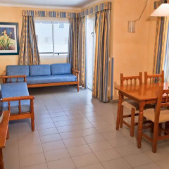Отель Sol Post Apartamentos Испания, Сан-Антони-де-Портмань - отзывы, цены и фото номеров - забронировать отель Sol Post Apartamentos онлайн комната для гостей фото 2