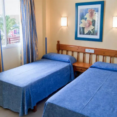 Отель Sol Post Apartamentos Испания, Сан-Антони-де-Портмань - отзывы, цены и фото номеров - забронировать отель Sol Post Apartamentos онлайн комната для гостей фото 3