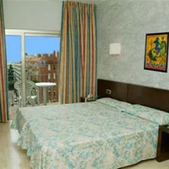 Отель htop Palm Beach And Spa Испания, Льорет-де-Мар - отзывы, цены и фото номеров - забронировать отель htop Palm Beach And Spa онлайн комната для гостей фото 2