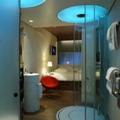 Отель citizenM Schiphol Airport комната для гостей фото 2