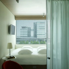 Отель citizenM Schiphol Airport комната для гостей