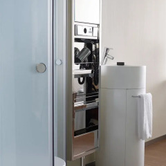 Отель citizenM Schiphol Airport душевая кабина