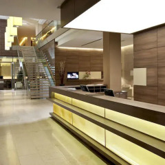 Отель Meliá Düsseldorf ресепшен