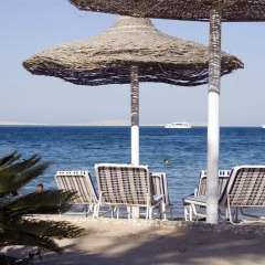 La Perla Hotel пляж