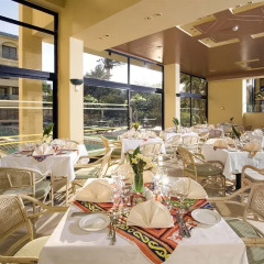 La Perla Hotel