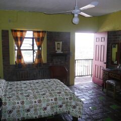 Отель Old Mazatlan Inn комната для гостей