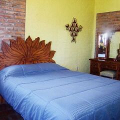 Отель Old Mazatlan Inn комната для гостей фото 4