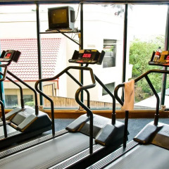 Отель Nomad Sucasa Hotel Малайзия, Куала-Лумпур - 1 отзыв об отеле, цены и фото номеров - забронировать отель Nomad Sucasa Hotel онлайн фитнесс-зал фото 3