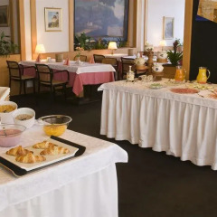 Hotel Teiss Лана питание