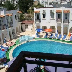 Hotel Kalender бассейн фото 2