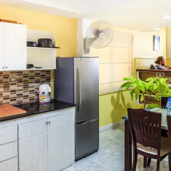 Отель Eriksson Guesthouse кухня в номере