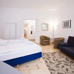 Отель Old Town Apartments Zehdenicker Strasse Германия, Берлин - отзывы, цены и фото номеров - забронировать отель Old Town Apartments Zehdenicker Strasse онлайн комната для гостей