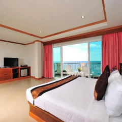 Отель Tri Trang Beach Resort by Diva Management 4* Номер Делюкс разные типы кроватей фото 5