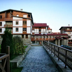 Отель Green Life Resort Bansko Болгария, Банско - отзывы, цены и фото номеров - забронировать отель Green Life Resort Bansko онлайн приотельная территория фото 2