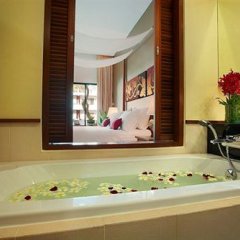 Отель Cosy Beach Hotel (SHA Extra Plus) Таиланд, Паттайя - отзывы, цены и фото номеров - забронировать отель Cosy Beach Hotel (SHA Extra Plus) онлайн ванная фото 3